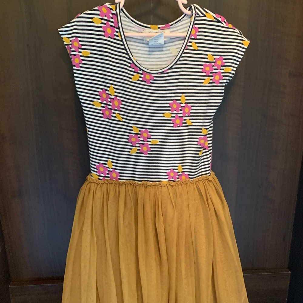 Taylor Joelle dress size 8.